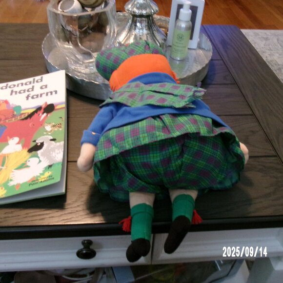 RARE Old Macdonald Had a Farm (Classic Books with Holes) Book w. Farmer Doll - Picture 8 of 9